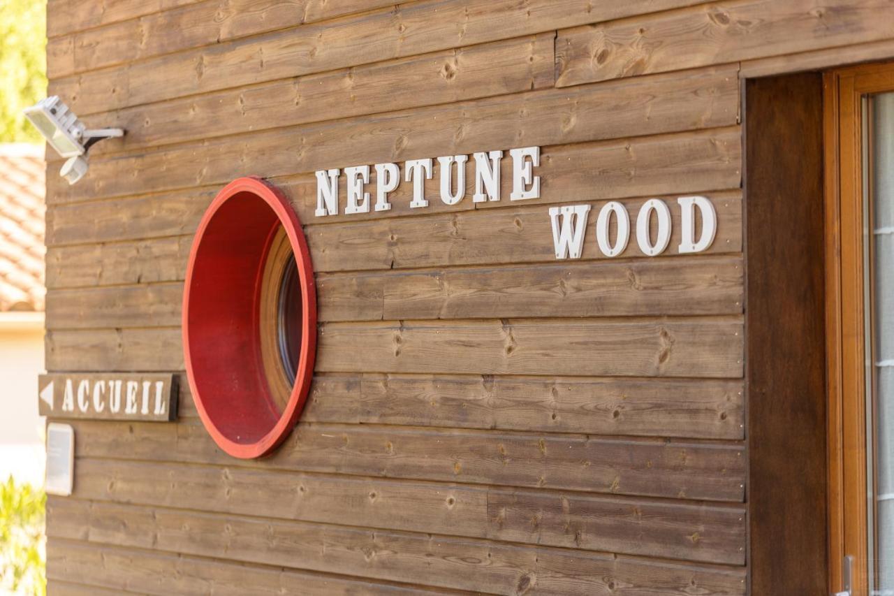 Chambre D'Hotes Neptune Wood Arzens Esterno foto